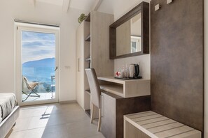 Interior - Eco del Garda – Room 306 – with Covered Terrace and Lake View (Tenno)