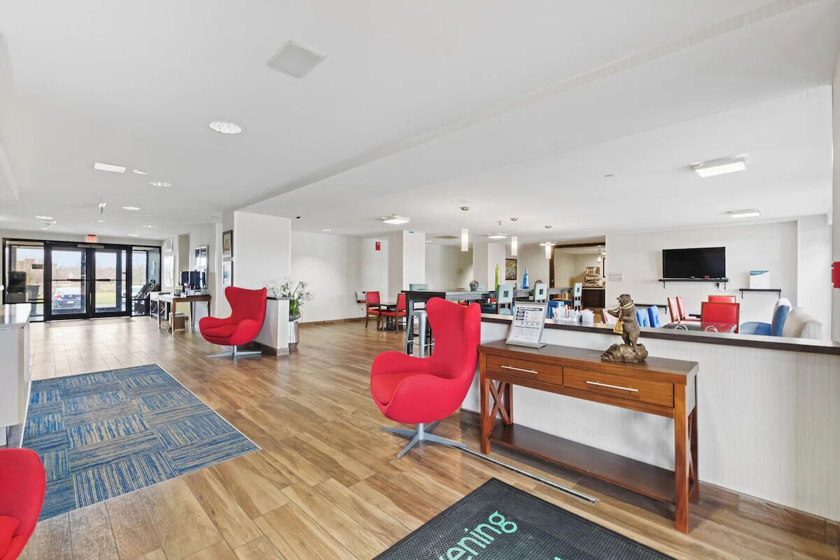 Arrive with ease to a bright, welcoming front desk.
