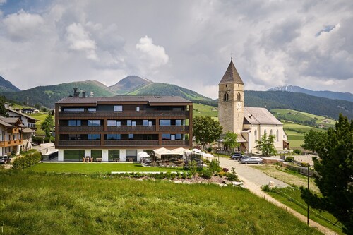Family Apartment 204 'Mountain Lodge Margit' mit privater Terrasse, Infraot-Sauna
