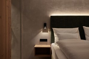 2 bedrooms, WiFi, bed sheets, wheelchair access - Apartment 'Style Hideaway 4 to 6 People' (Maranza)