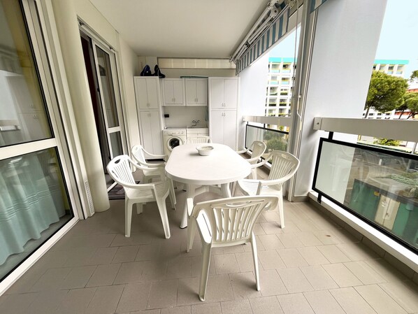 Balcony - Terrace Apartment Near Beach (San Michele al Tagliamento)