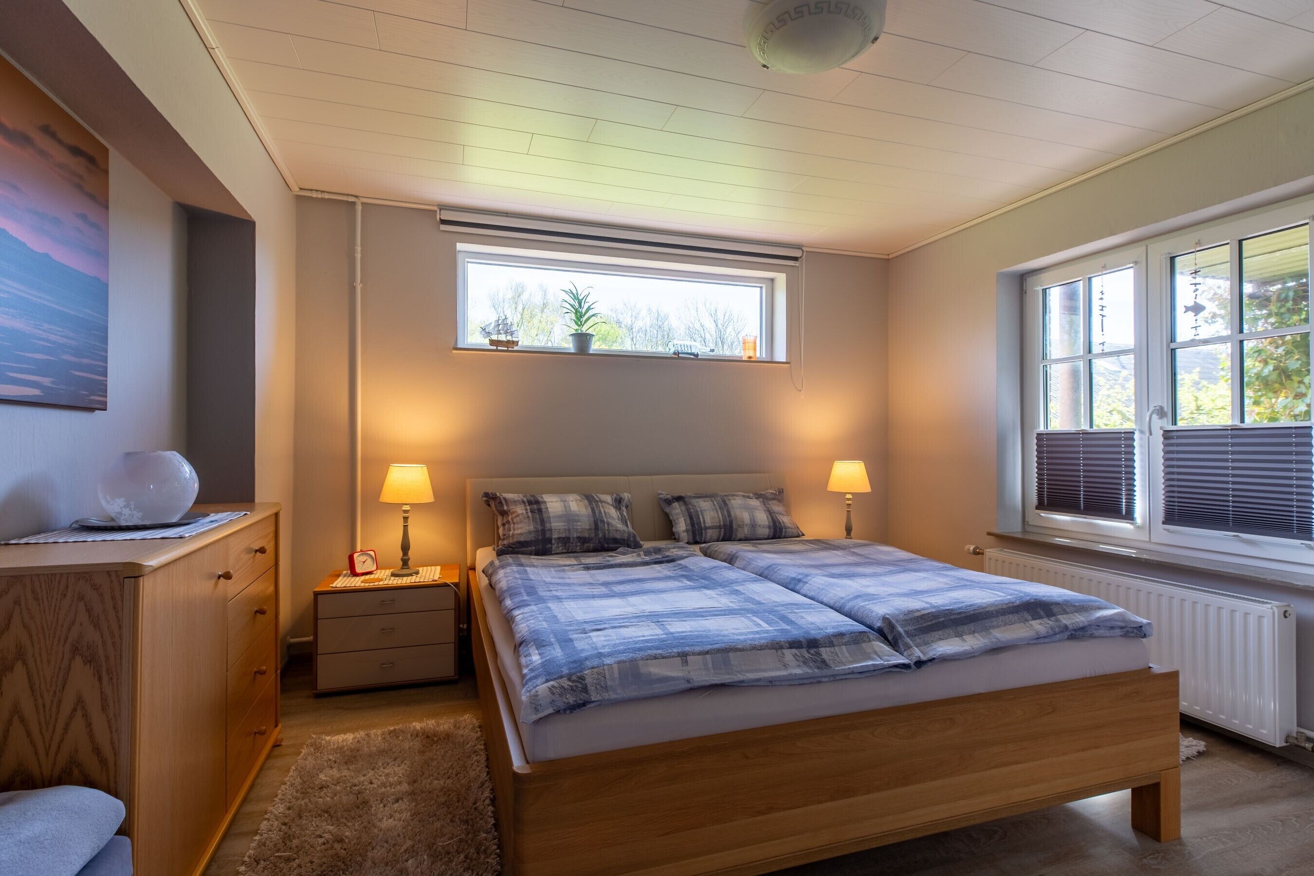 2 slaapkamers, een strijkplank/strijkijzer, wifi, beddengoed