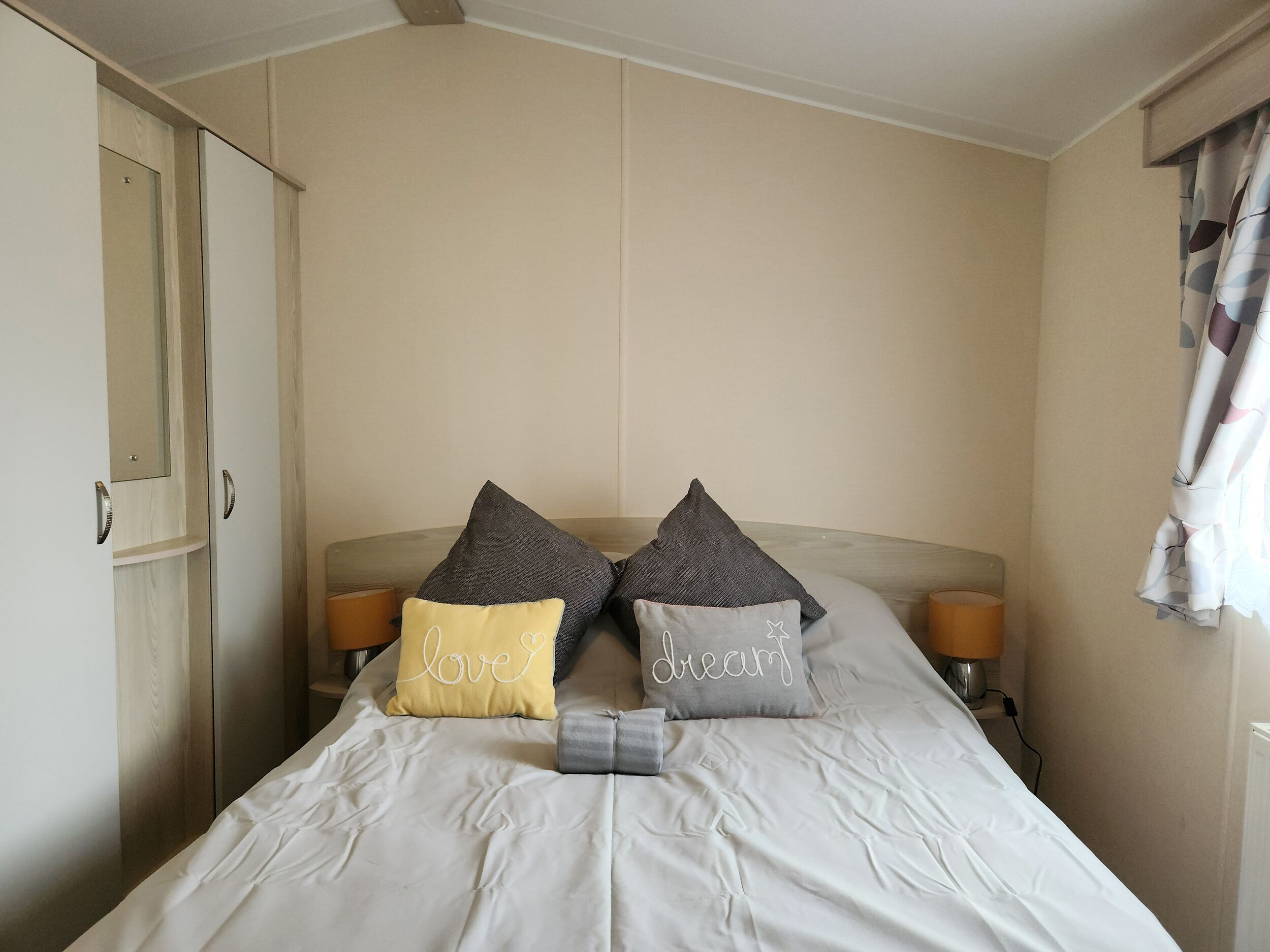 3 多间卧室、特色装修、特色家居