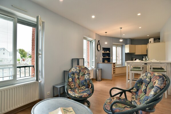 TV - Appartement Terre - 400m de la Plage (Saint-Lunaire)