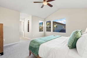 3 bedrooms, desk, iron/ironing board, travel cot