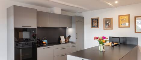 Fridge, microwave, oven, dishwasher