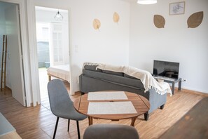 1 camera, ferro/asse da stiro, Wi-Fi gratuito, lenzuola