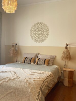 4 chambres, fer et planche à repasser, accès au Wi-Fi (inclus)