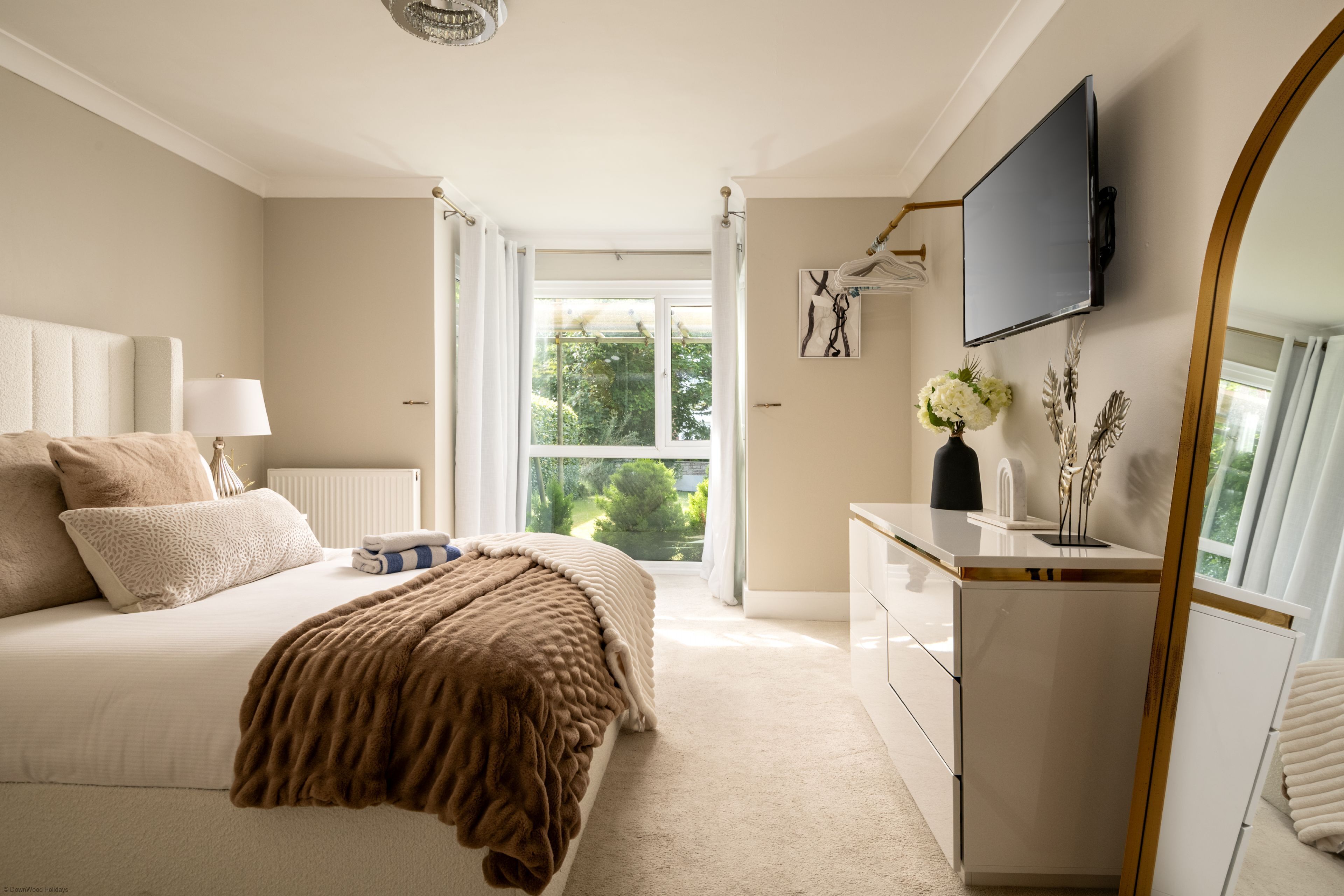 2 Schlafzimmer, Bügeleisen/Bügelbrett, kostenloses WLAN