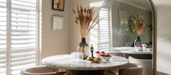 Seahaven in Sandbanks with Private Hot Tub