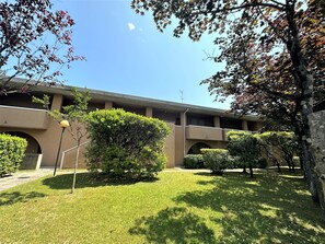 Leilighet, 1 soverom, balkong, hageutsikt | Hage