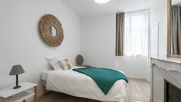 Free WiFi, bed sheets, wheelchair access