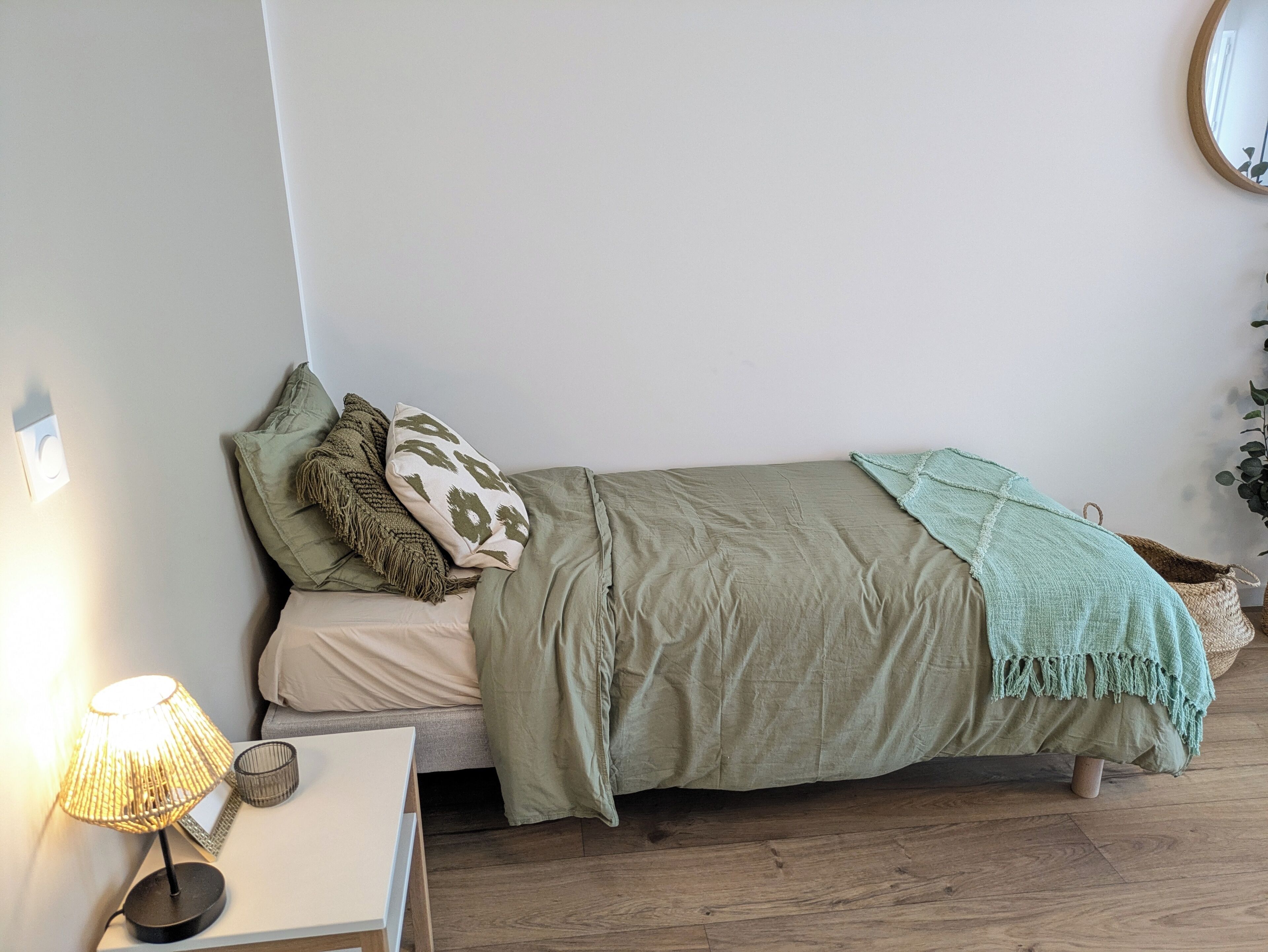 Classic Studio | Free WiFi, bed sheets, wheelchair access