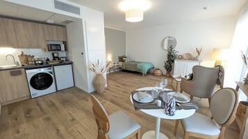 Classic Studio | Living area