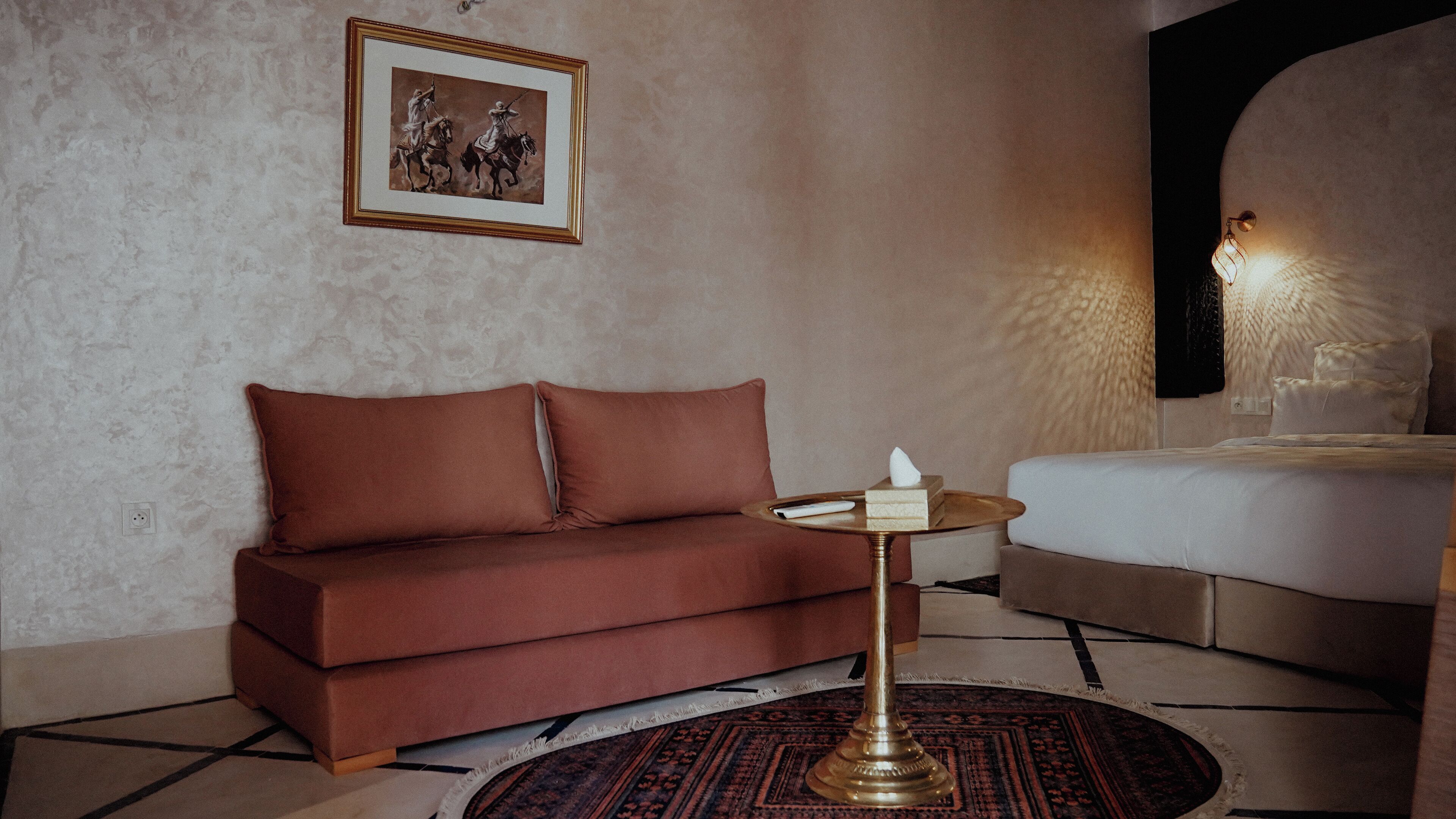 家庭套房 | 客房内保险箱、免费 WiFi