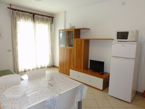 Apartment, 1 Bedroom, Balcony, City View | Dining room - Apartment 150mt From the Beach (San Michele al Tagliamento)