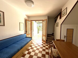Villa, 3 Yatak Odası, Balkon | Oturma odası
