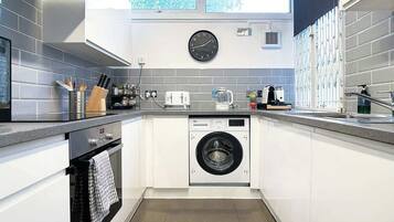Fridge, microwave, oven, dishwasher