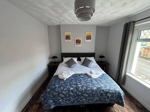 3 bedrooms, iron/ironing board, free WiFi, bed sheets