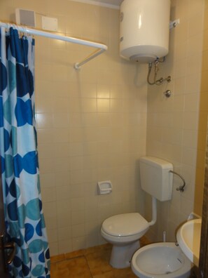 Apartment, 1 Bedroom, Balcony, City View | Bathroom - Flat With Terrace Close to Beach (San Michele al Tagliamento)