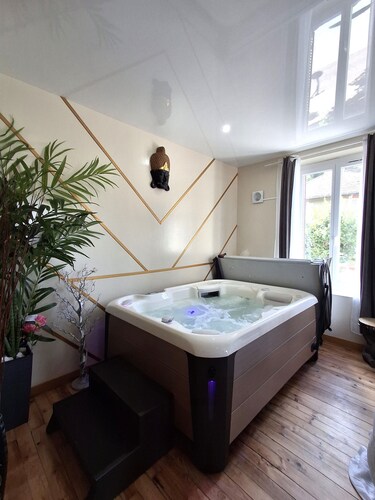Le Bali Zen, studio avec jacuzzi
