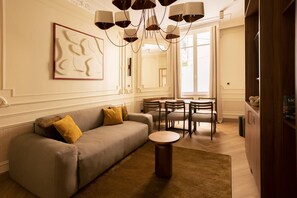 Living area - Luxury Suite - Wagram (Paris)