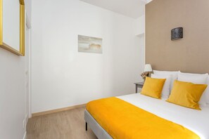 Apartment, Blick auf den Innenhof | Ausblick vom Zimmer