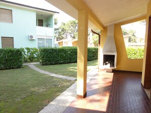 Villa, 2 Schlafzimmer, Terrasse, Gartenblick | Grill-/Picknickplatz