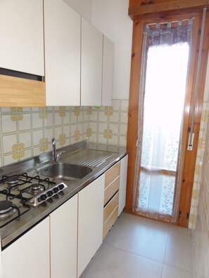 Apartment, 3 Schlafzimmer, Gartenblick | Innenbereich