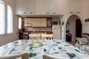 Dining - Piera's Apartment In Alghero (Alghero)