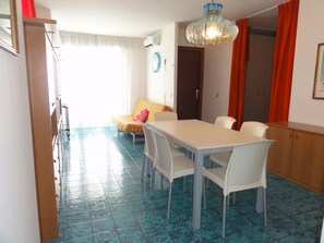 Apartment, 1 Bedroom, City View | Dining room - Bright Apartment Close to the sea (San Michele al Tagliamento)