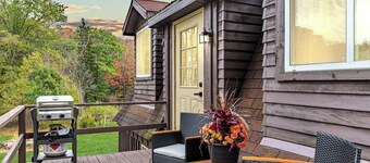 The Wellspring Guest House w/Stocked Fishing Pond