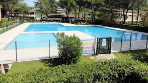 Apartment, 3 Bedrooms, Patio, Garden View | Pool | Outdoor pool - Flat in a House With Garden (San Michele al Tagliamento)