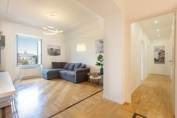 Apartment | Living area