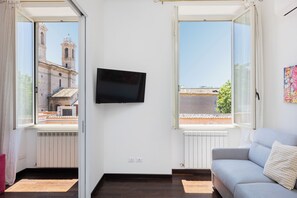 Apartment | Living area