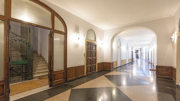 Apartment | Courtyard view - Rental in Rome Corso View Apartment (Rome)