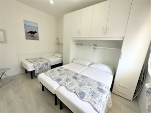 Appartamento, 1 camera da letto, balcone, vista città | 1 camera