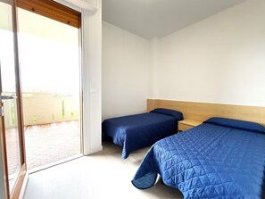 3 bedrooms - Seafront Bright Flat-beahost (San Michele al Tagliamento)