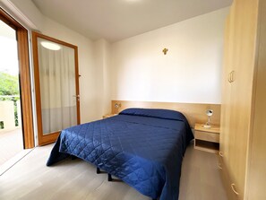 Apartment, 2 Bedrooms, Balcony, Ocean View - Seafront Bright Flat-beahost (San Michele al Tagliamento)