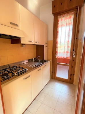 Interior - Flat in a House With Shared Pool (San Michele al Tagliamento)