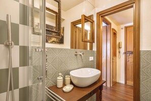 Dusche, Bidet