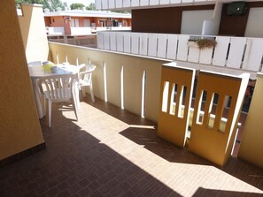 Balcony - Comfortable Apartment Near the Beach (San Michele al Tagliamento)