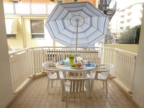 Balcony - Beachfront Apartment With Terrace (San Michele al Tagliamento)