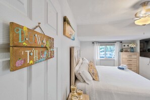 4 Schlafzimmer, Bügeleisen/Bügelbrett, Reisekinderbett, WLAN