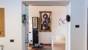 Apartment | Living area - Rental in Rome Lungaretta Apartment (Rome)