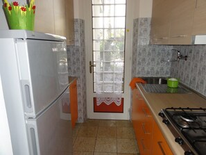 Interior - Quiet Apartment With Garden (San Michele al Tagliamento)