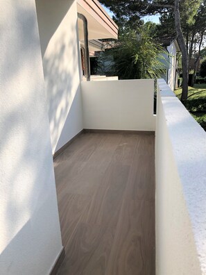Villa, 2 Bedrooms, Balcony, Garden View | Balkoni