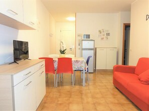 Living room - Bright Flat 100mt From the sea (San Michele al Tagliamento)