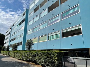 アパートメント 2 ベッドルーム バルコニー | 施設の正面