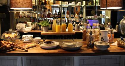 The Greyhound on the Test